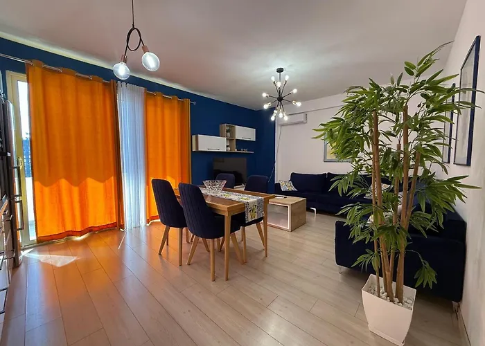 Apartment Hidden Gem, Modern 2bedroom, Amazing Terrace-free Parking-your Away From
