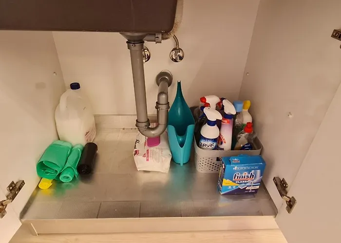 Апартаменты Hidden Gem, Modern 2bedroom, Amazing Terrace-free Parking-your Away From *